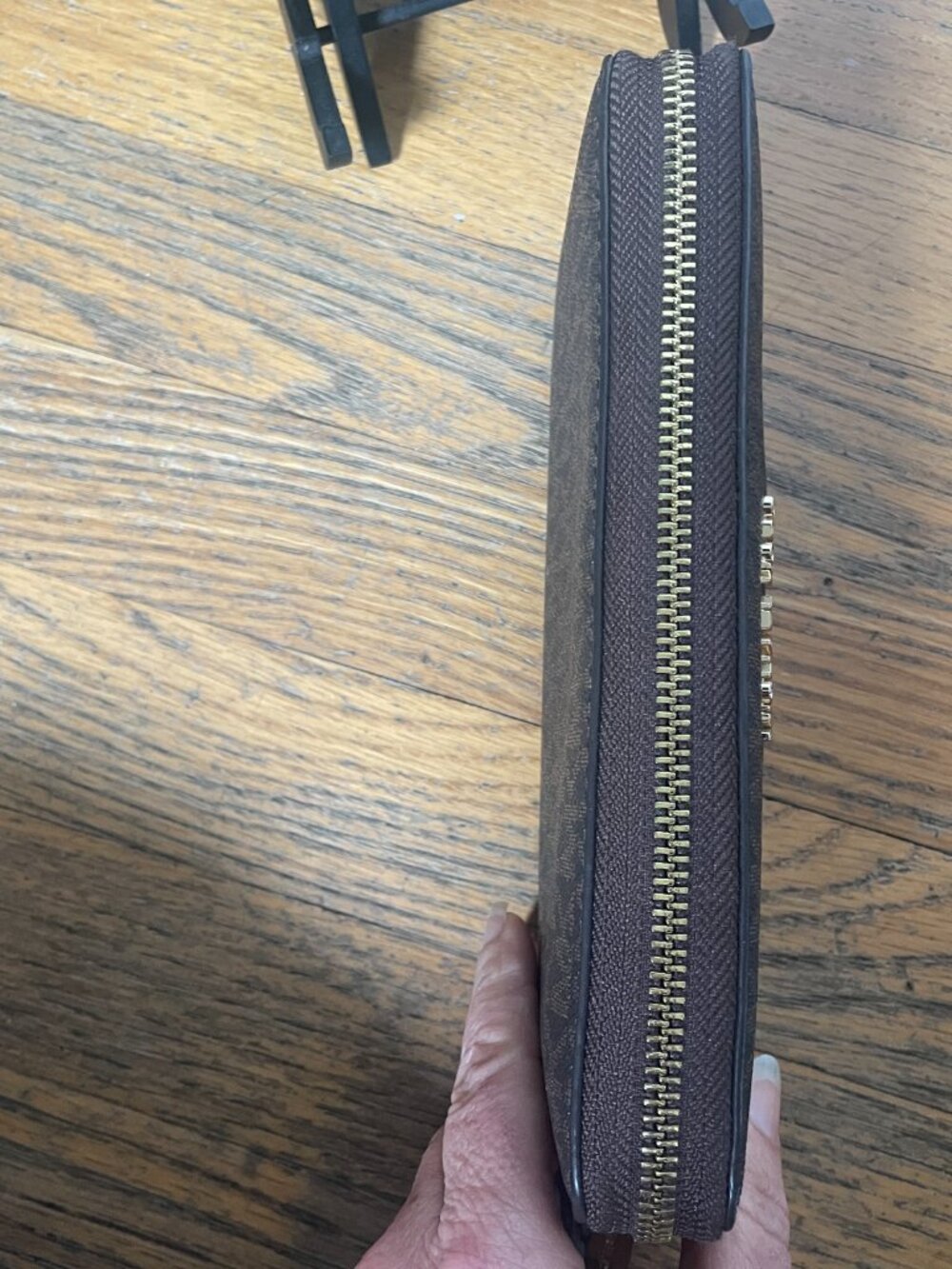 Michael Kors Brown Large Zip Around Signature Logo Continental Wallet - Picture 5 of 8